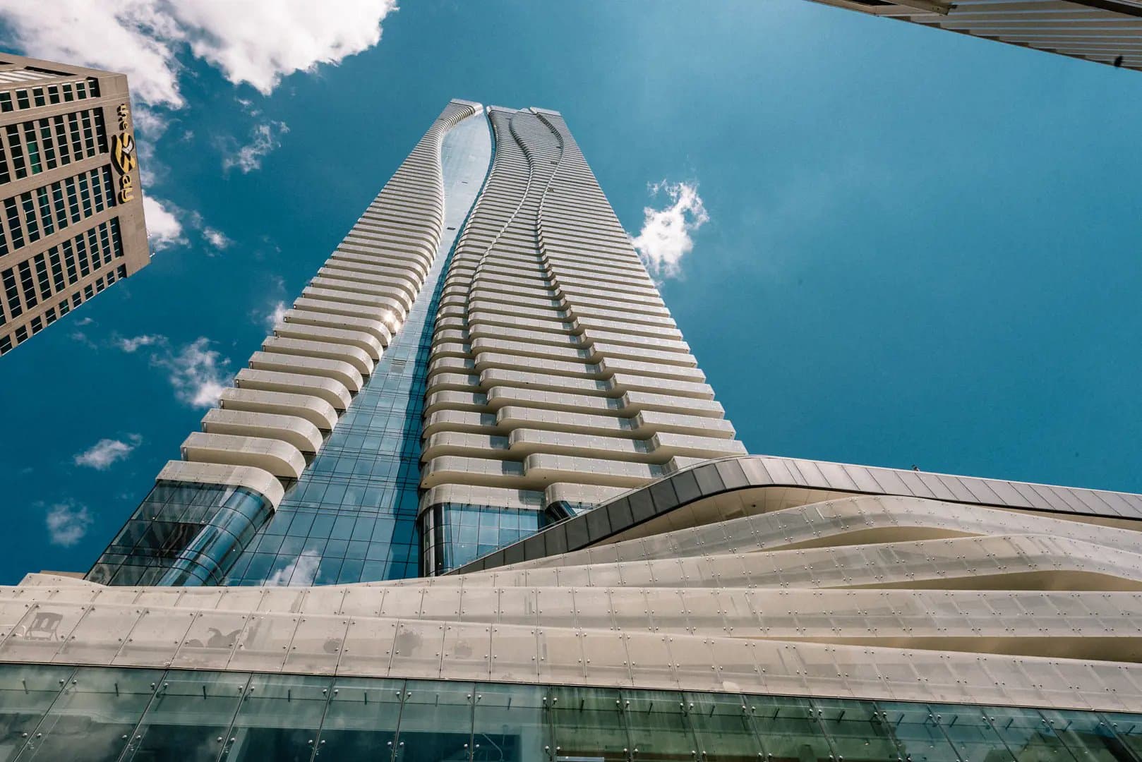 One Bloor Condos - Image 47