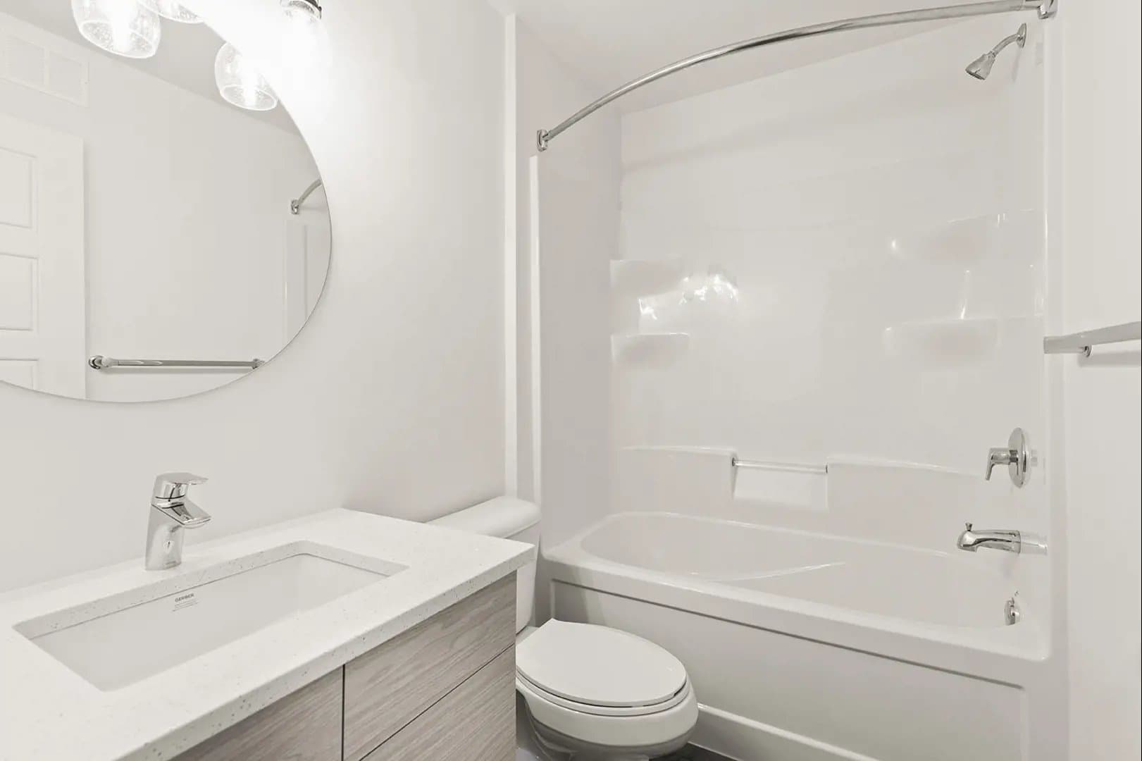 Flora North Condos - Image 13