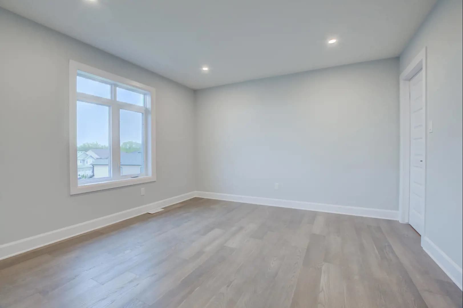 Walnut Vista Towns - Image 8