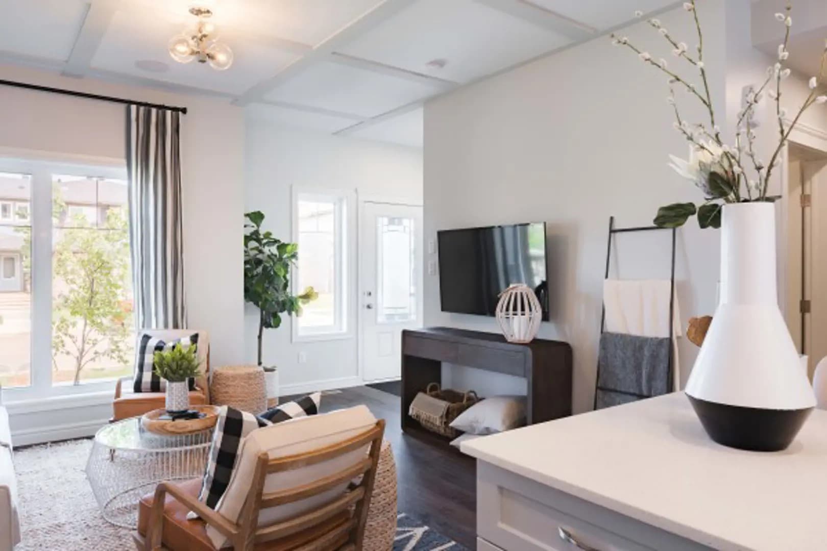 Walker Summit Towns - Image 8