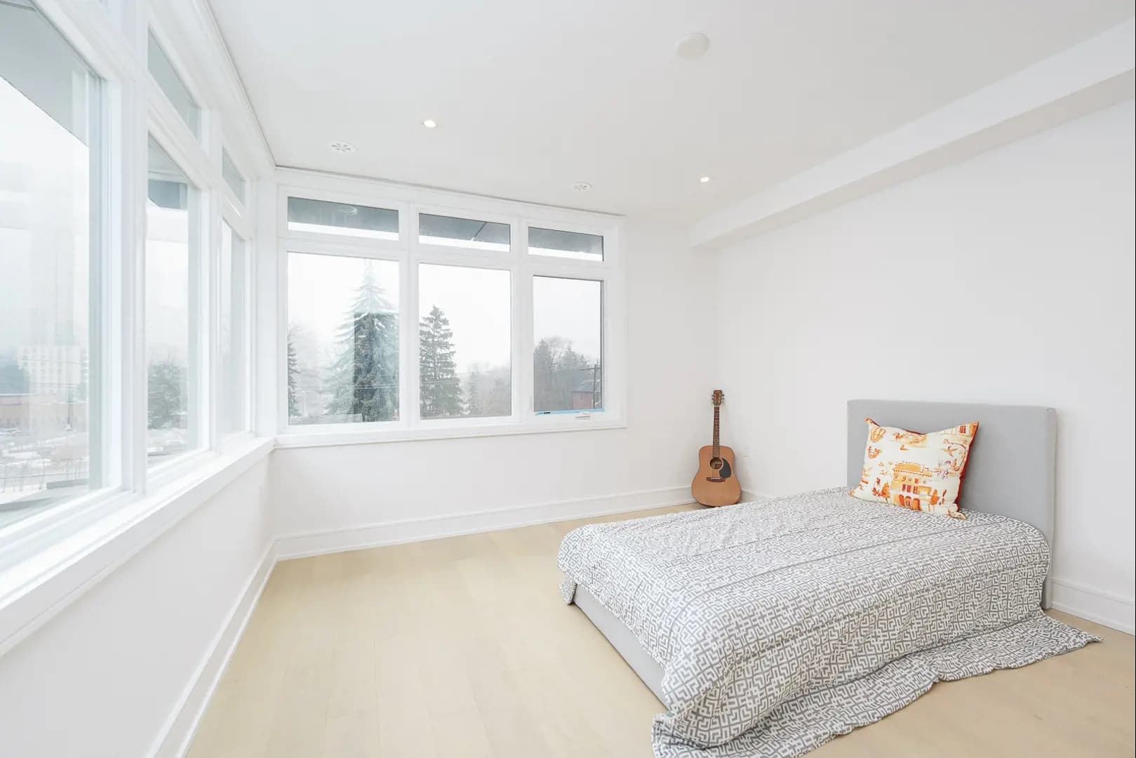 Croft & Hill Towns - Image 12