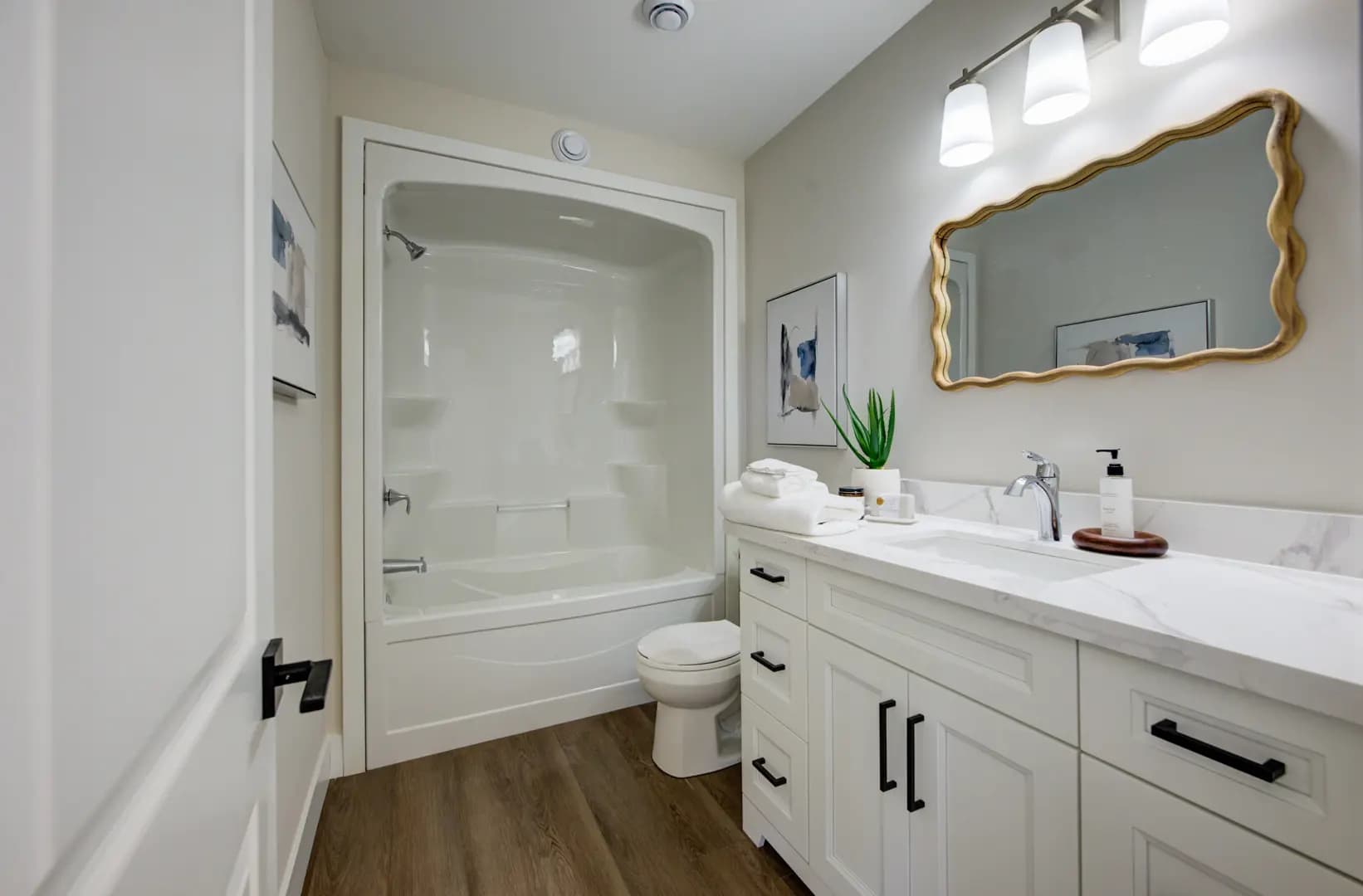 Cedar Hill Condos - Image 14