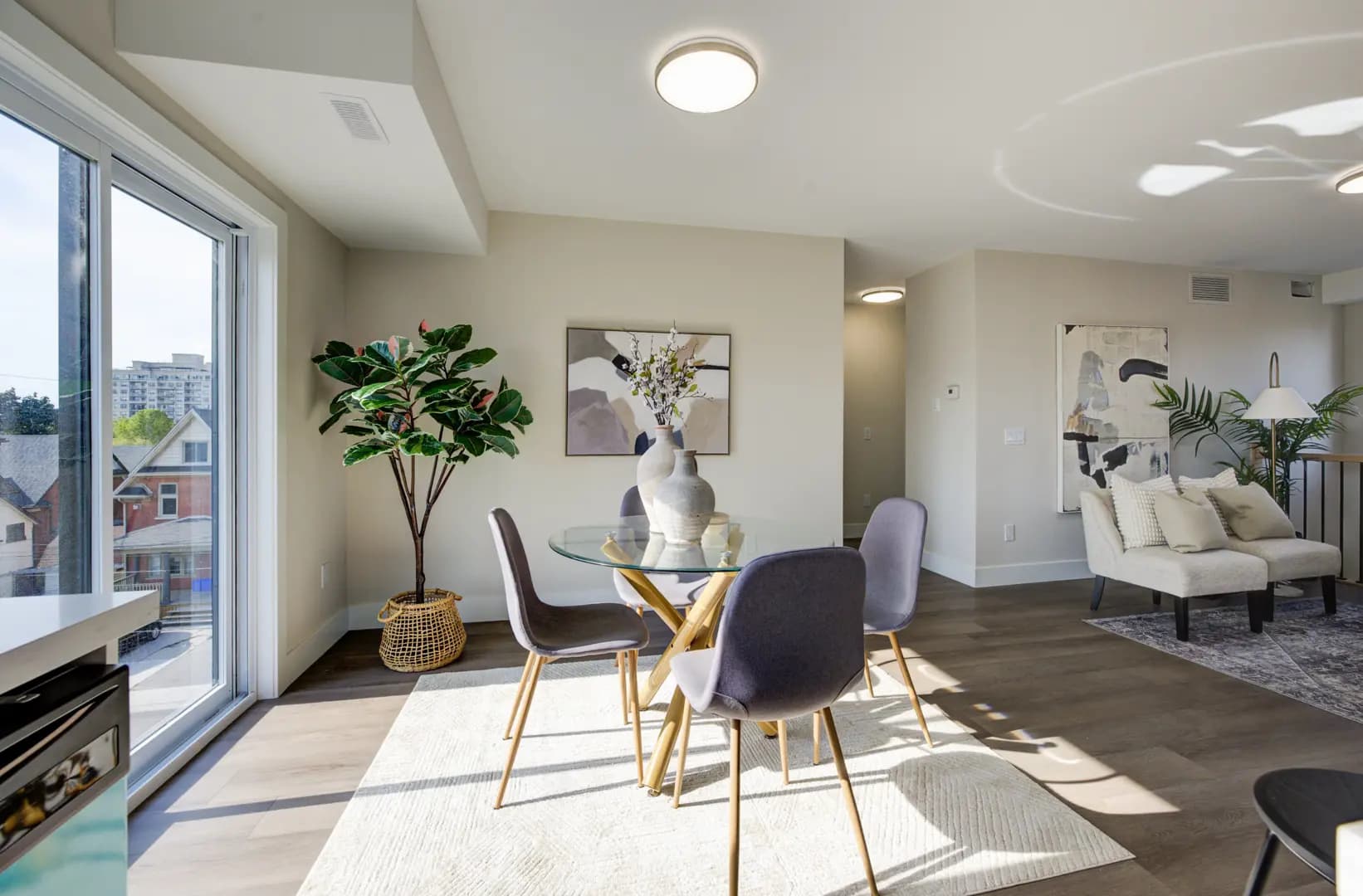 Cedar Hill Condos - Image 8