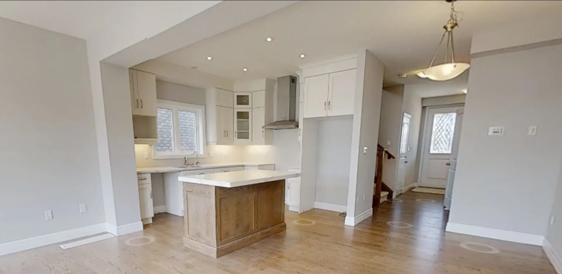 Explorers Walk Homes - Image 12