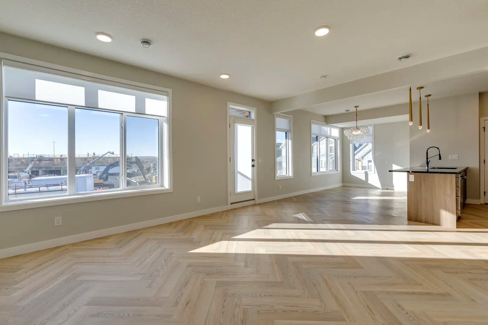 Seton 116 Towns - Image 5