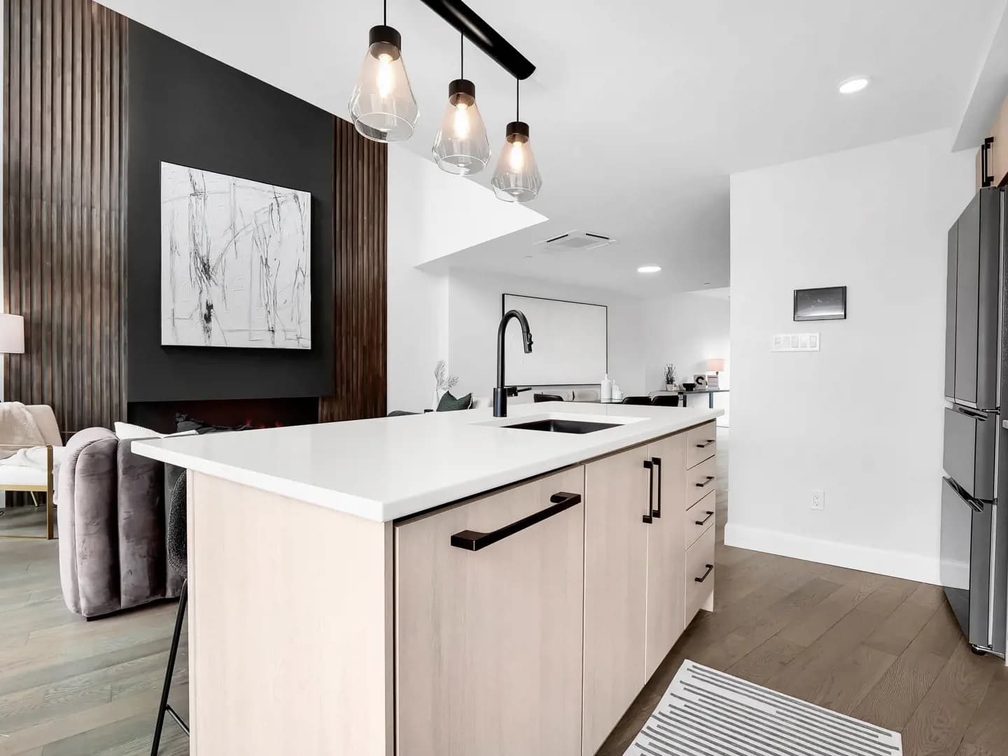 EVE Park Condos - Image 27