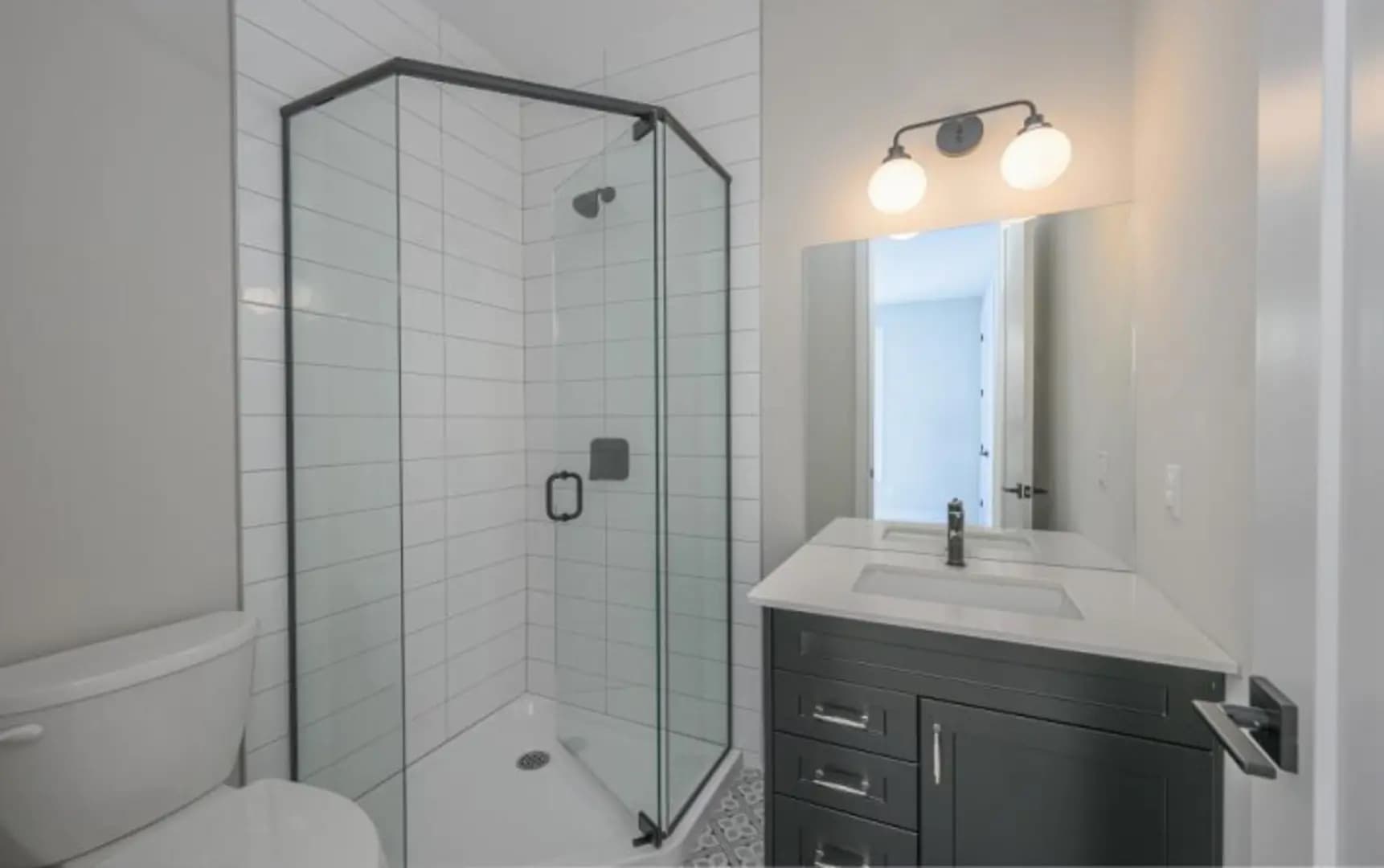 Victoria on The River - Image 12