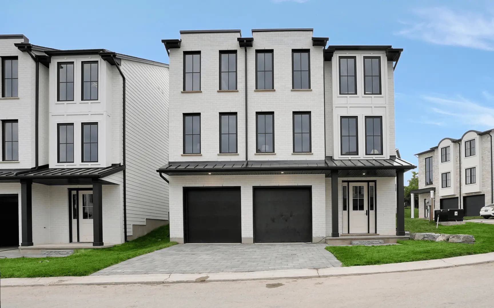 Victoria on The River - Image 4