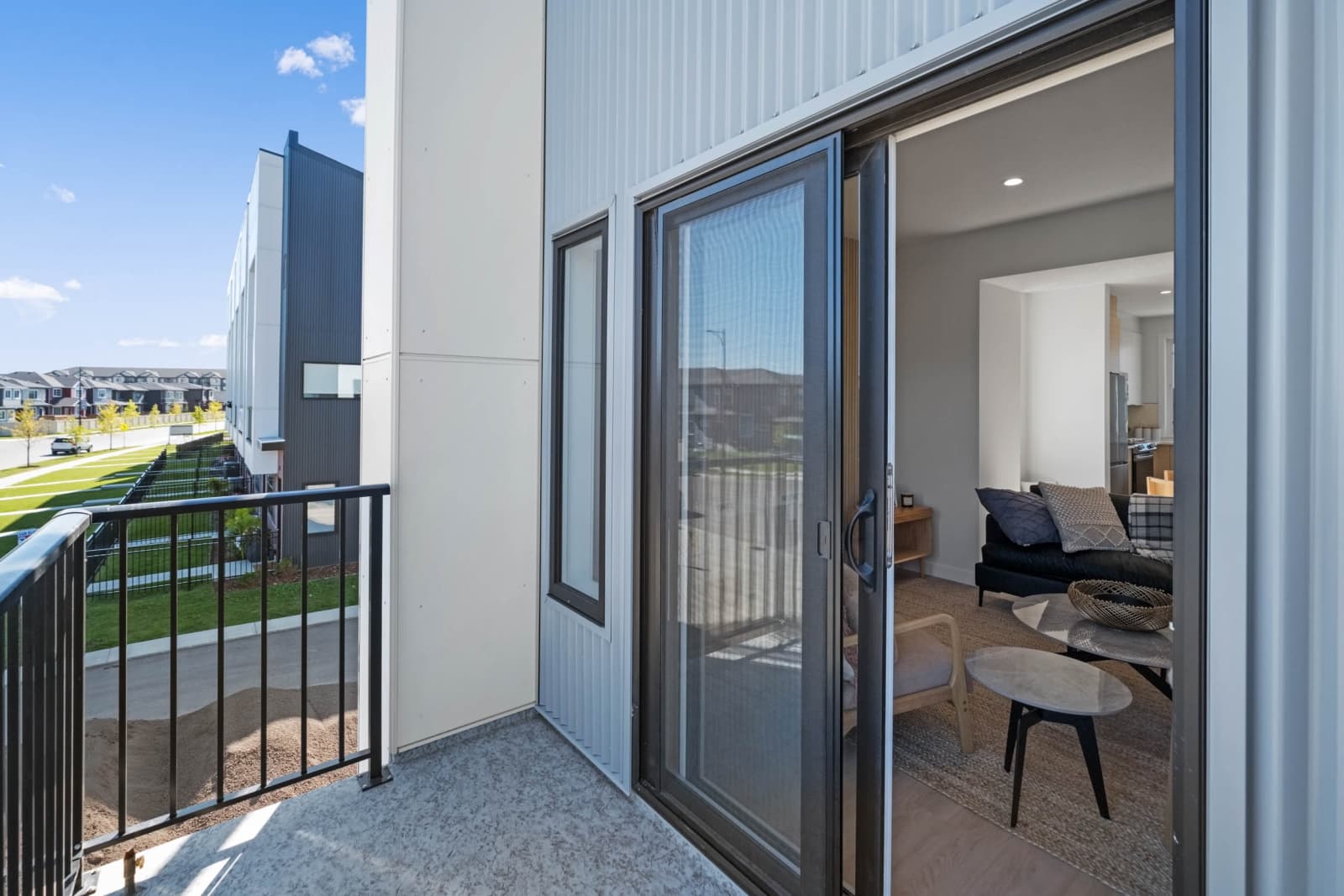 Eve at Erin Ridge Towns - Image 14