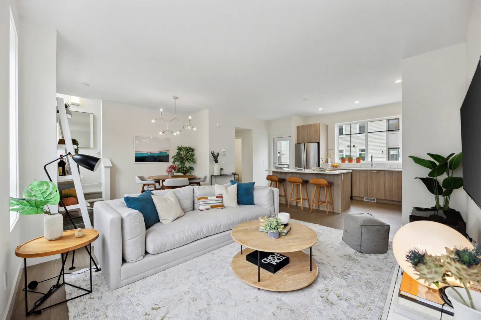 Goodwin by Anthem - Image 10