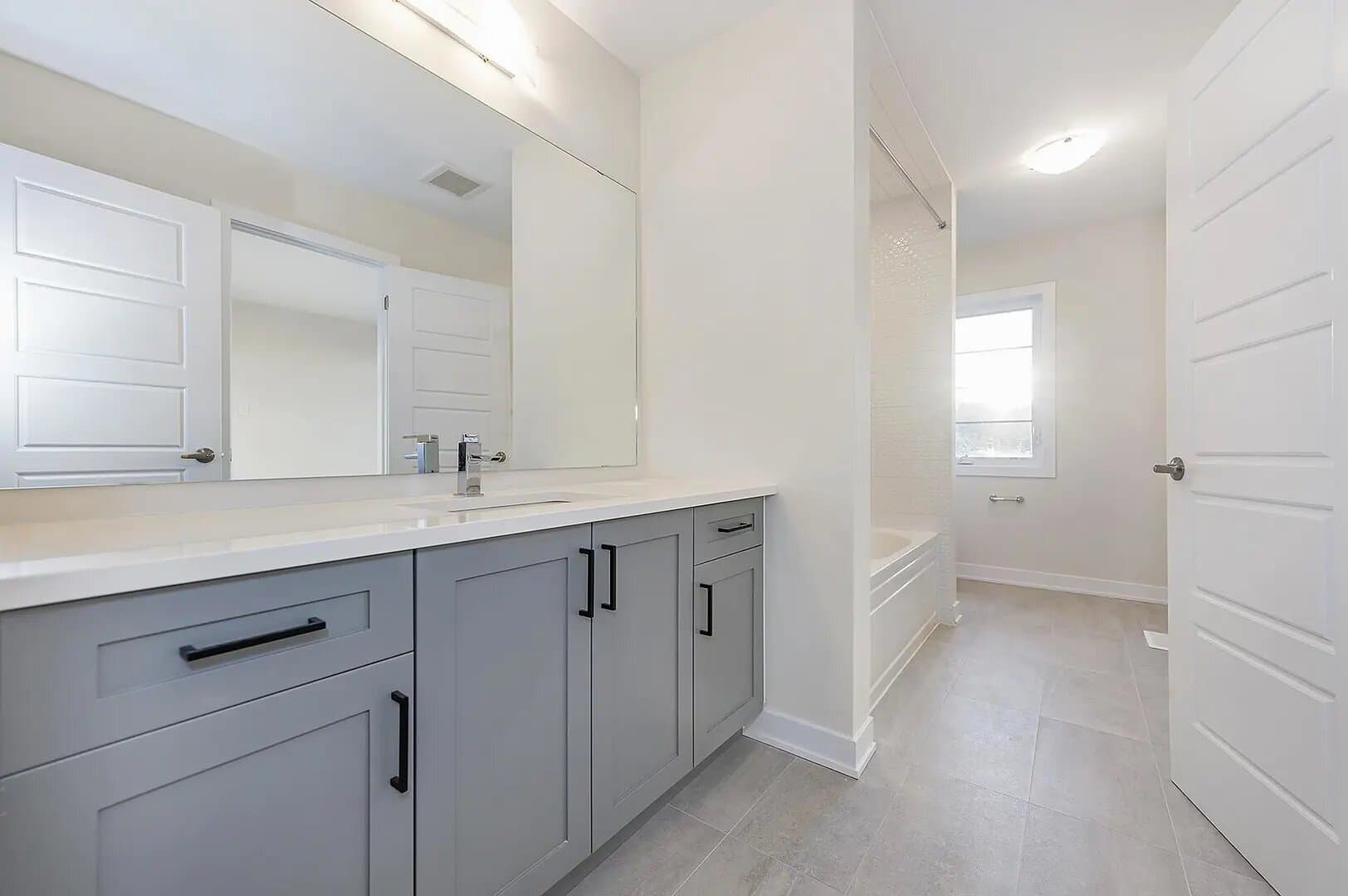 Empire Canals - Image 41