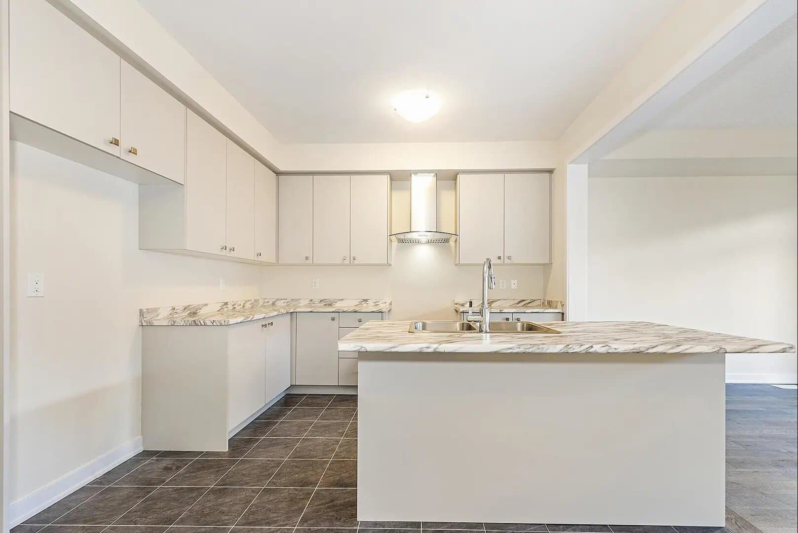 Empire Canals - Image 32